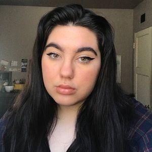 Meet your Posher, Camryn